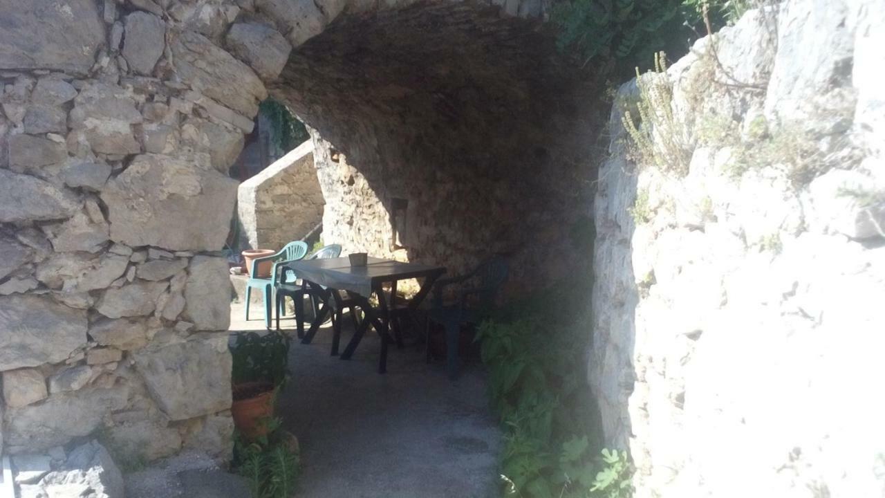 Cottage Melita The Apartment For Animal Lovers Babino Polje Exterior foto